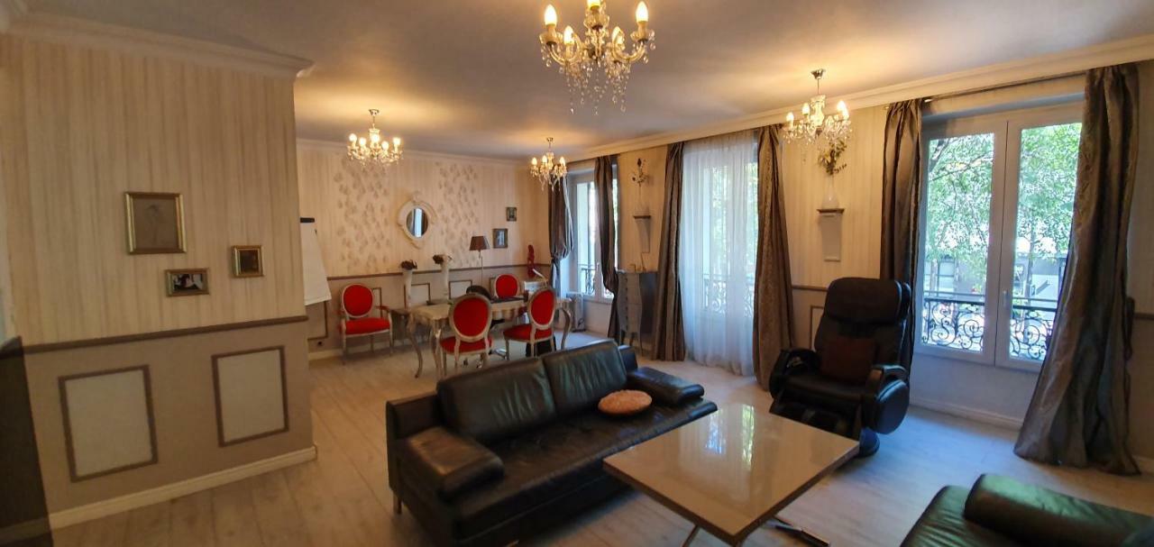 à 10 Mn à Pied De Montmartre Appartement *